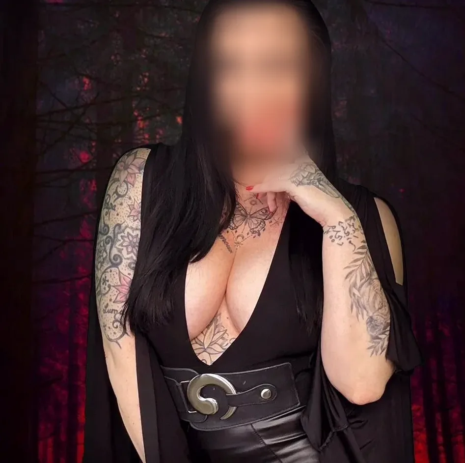 Oksana, 39 anni